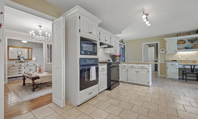 Joelton House | Welcome to Paradise Ridge Farms, your Tennessee country retreat.