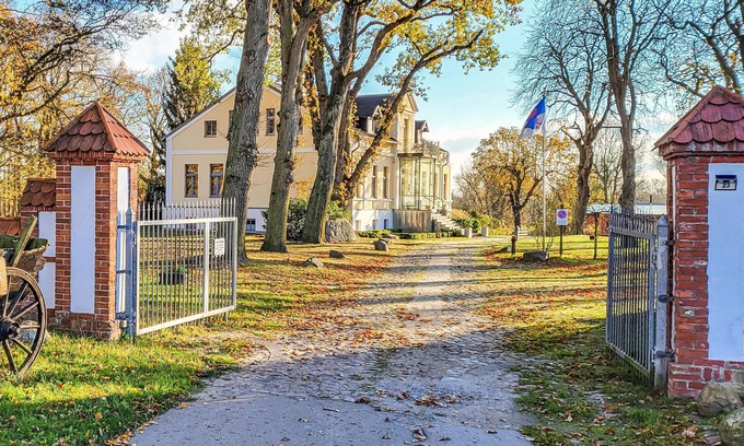 Behnkendorf Apartment | Welcome to the appealing vacation apartment Sassnitz.