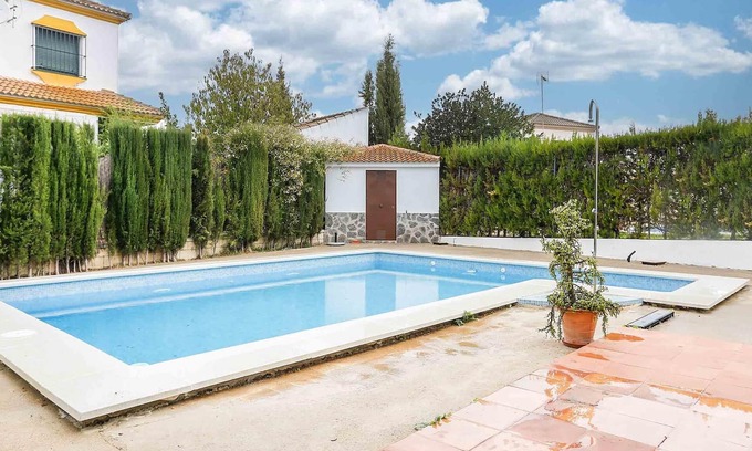 Castilblanco de los Arroyos House | Welcome to this wonderful vacation home with private pool and garden.