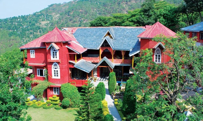 Dharamshala Hotel | WelcomHeritage Grace Hotel