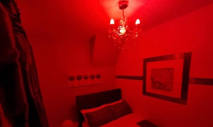 Leeds Apartment | Well equipped home for a relaxing cosy and luxurious fun stay