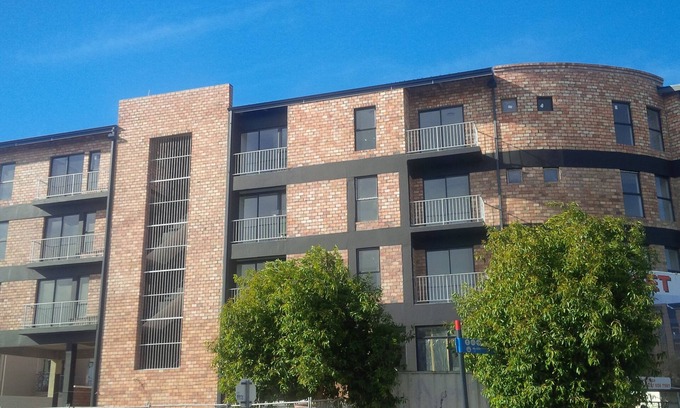 Flamingo Vlei Apartment | WELL LOCATED FULLY FURNISHED SELF CATERING FLATS IN BEAUTIFUL CAPE TOWN ! !