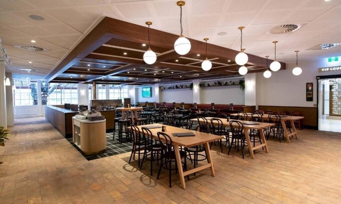 Homebush Hotel | Wentworth Hotel