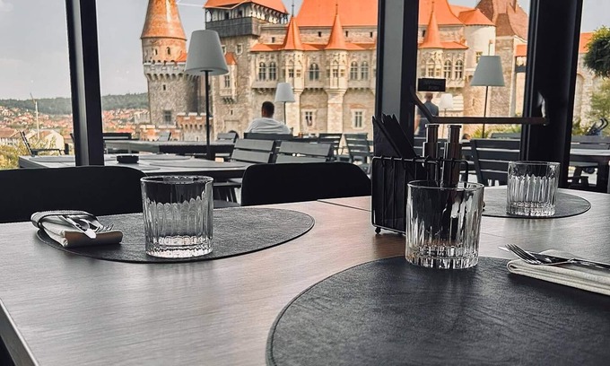 Hunedoara Hotel | WERK Hotel & SPA