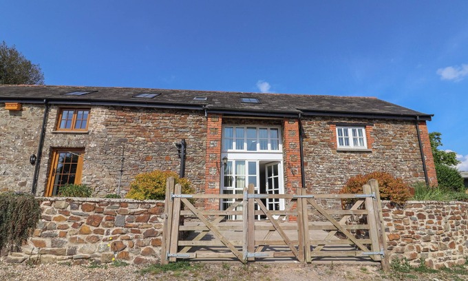 Knowstone Cottage | West Bowden Farm
