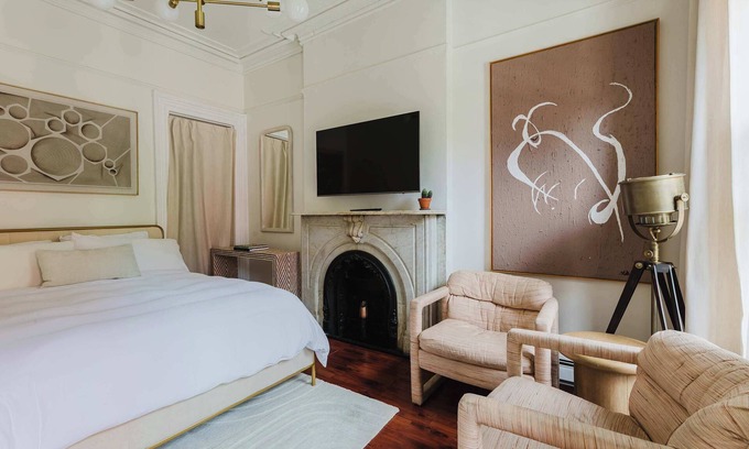 Greenwich Village Apartment | West Village Gem Summ