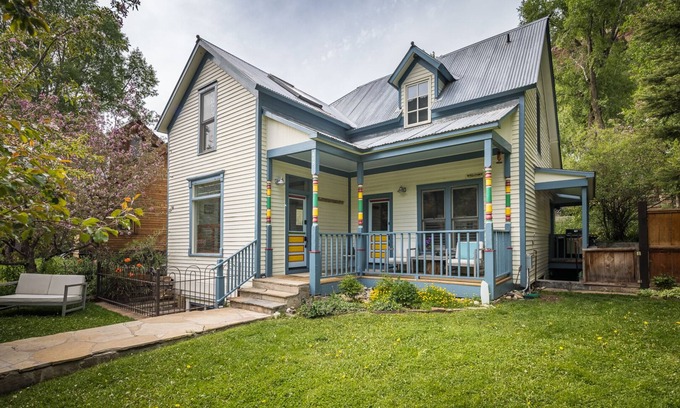 Telluride House | WFH in Paradise! Steps to trails, skiing, Main St. Pets OK. 31 day rental deals