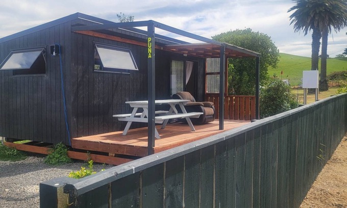 Porangahau Cabin | Whare Puna @ Piri's Pa