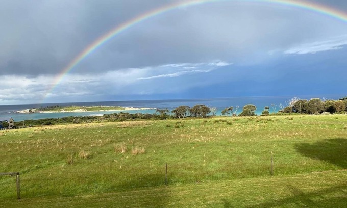 Bicheno Cottage | WHERE MEMORIES ARE MADE - rent both cottages for that extended family holiday