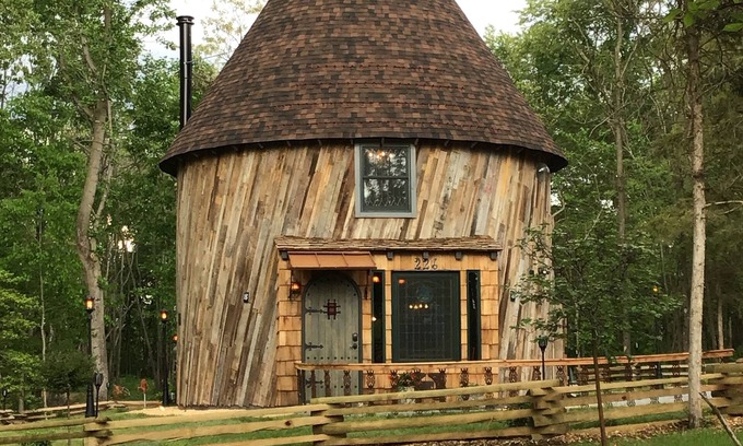 Shenandoah House | Whimsical Hobbit House in the Shenandoah Virginia "Shire"