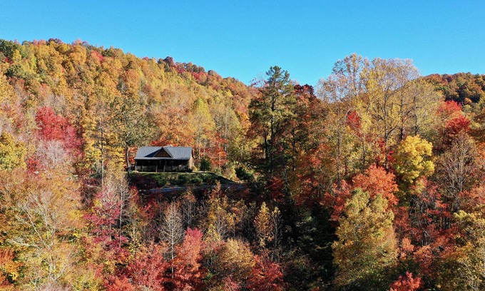 Saluda Cabin | Whispering Falls Cabin - hot tub, views, 15 acres, minutes from Main St.