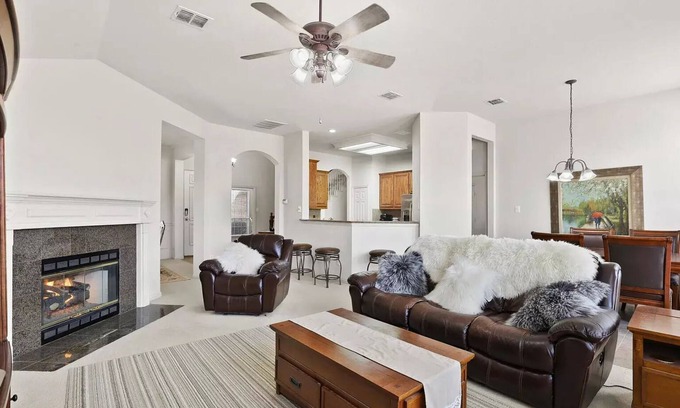 Little Elm House | Whispering Trail Respite