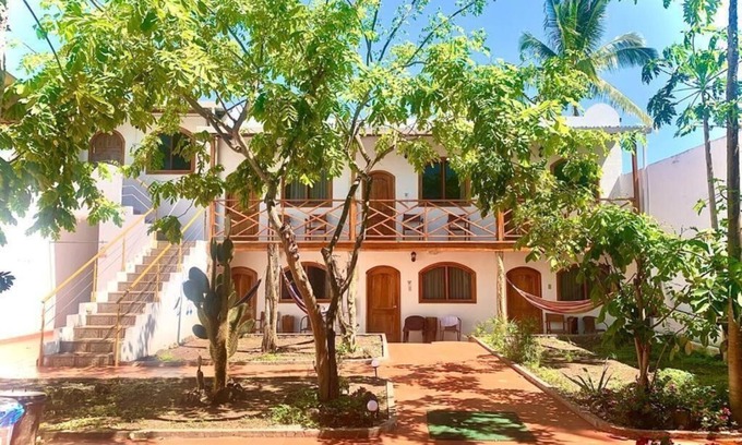 Bahia de la Academia Hotel | White House Galapagos