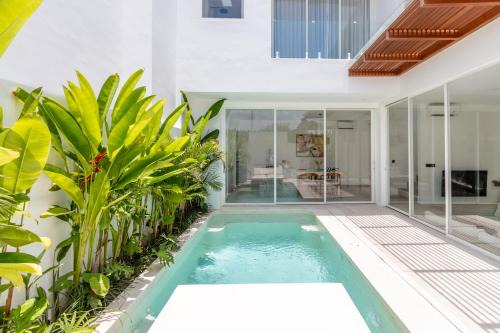 Babakan Apartment | White Palm Villa