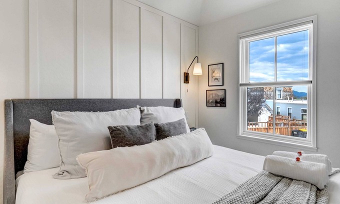 Buena Vista House | Whitewater Peak! Cozy Retreat with Scenic Views