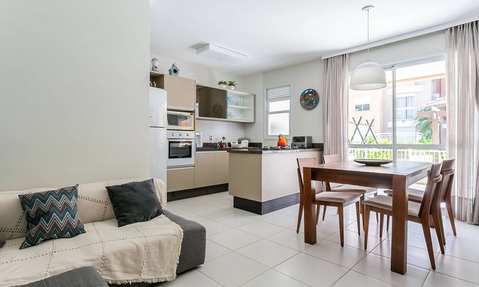 Ingleses Norte Apartment | WI-FI 100MB | 350m from Ingleses Beach #IA20