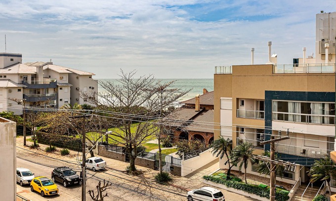 Ingleses Norte Apartment | WI-FI 250MB | Partial Sea view #IA08
