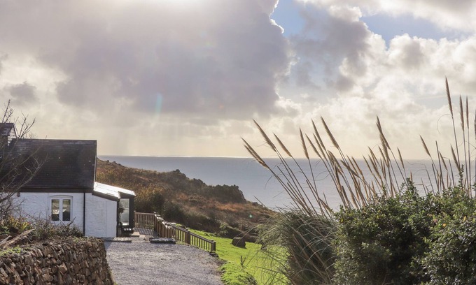 Helston Cottage | WILD ACRES, pet friendly, luxury holiday cottage in Coverack