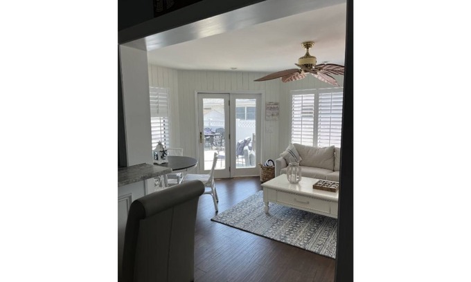 Diamond Beach House | Wildwood Crest/Diamond Beach Beautiful Home 6 BR 4 Bath Pool 5 min walk to beach