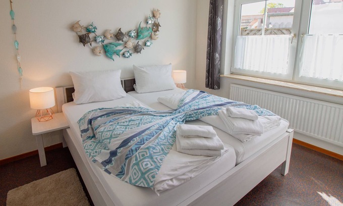 Greetsiel Apartment | Willkommen in der Ferienwohnung Stina im Leybuchthus in Greetsiel!