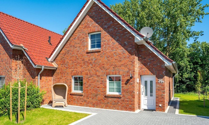 Krummhoern House | Wind in the trees - Luxurious vacation home "Wind in the trees" right by the water