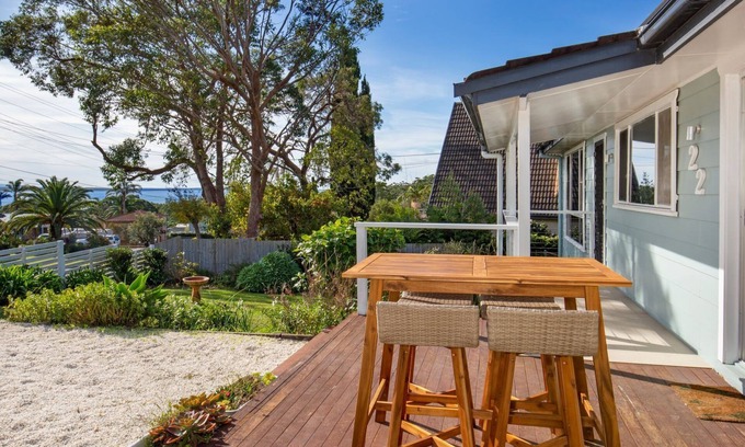 Vincentia Cottage | WindanSea Cottage - Pet Friendly - Ocean Glimpses