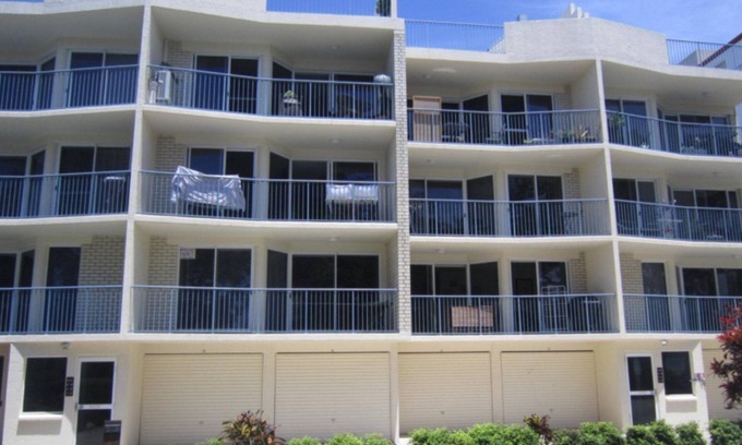 Golden Beach Apartment | WINDBOURNE UNIT 8 - This neat and tidy 1st floor unit is tucked away in the quiet section of the Gol