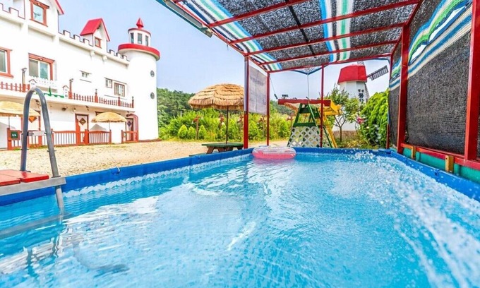 Suwon Apartment | Windmill and light house pension