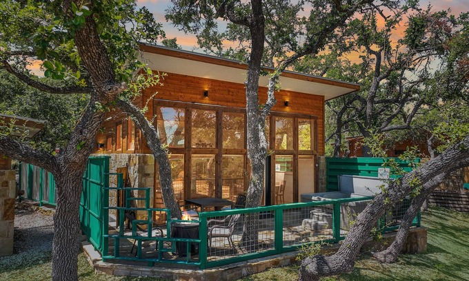 Wimberley Cabin | Windmill Ranch-Terra Casita #2 I Hot tub, stargazing