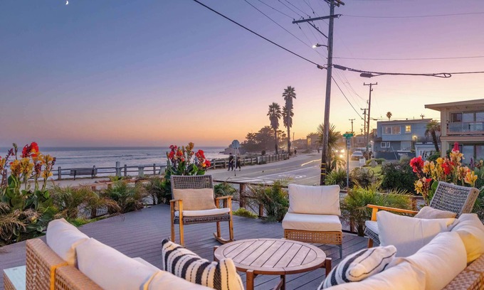 Opal Cliffs House | Windows on the Waves