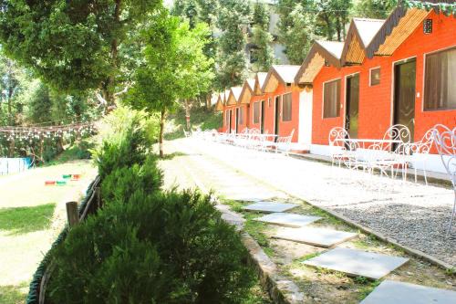 Jaiharikhal Hotel | Windsor Cottages
