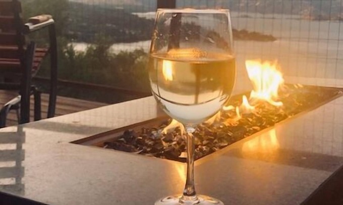 Kelseyville House | Wine Country Escape!