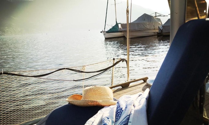 Minusio Boat Rental | Winga Sailboat, Do-Minus Design Retreat & SPA