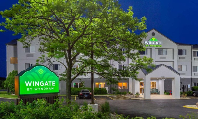 Gurnee Hotel | Wingate by Wyndham Gurnee