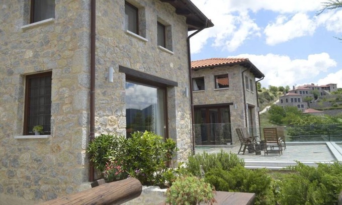 Arachova Villa | Winterfell Estate (near Delphi)