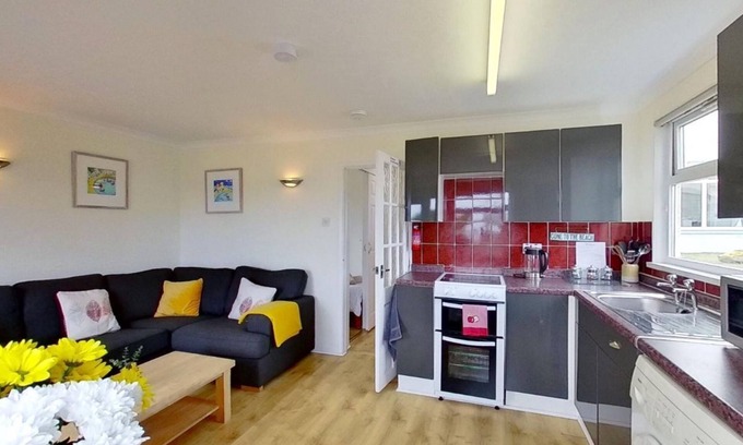 Hayle Cottage | With a large secure timber deck which gets the sun for most of the day