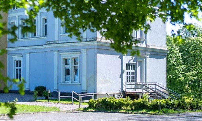 Semlow Apartment | Wohnstudio für 7 Personen im Schloss Semlow - Schloss Semlow mit Englischem Landschaftspark