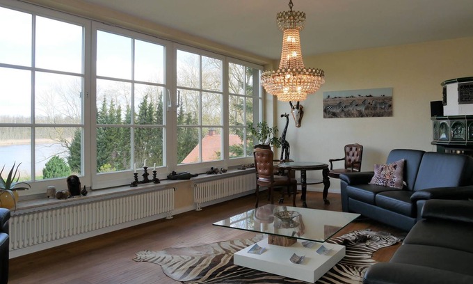 Buggenhagen Apartment | Wohnung OG Seeblick - Herrenhaus am See, Seeblick, Inkl. Wlan