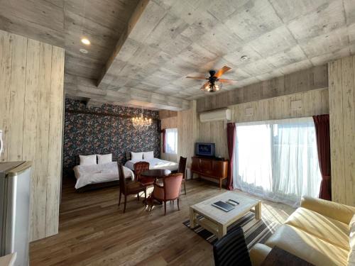 Naniwa Apartment | WOLF PACK apartment 1002