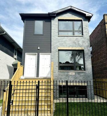Austin Apartment | Wonderful and cozy Chicago Top unit Apartment