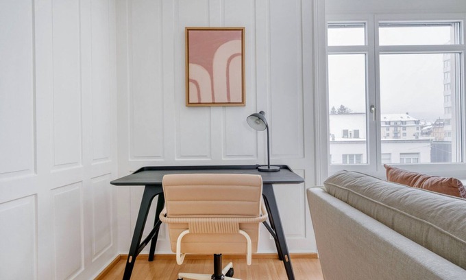 Hard Apartment | Wonderful Hard 1BR w/Shared W/D, 2 min to Groceries, by Blueground