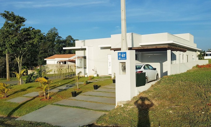 Quadra House | Wonderful House in Closed Condominium