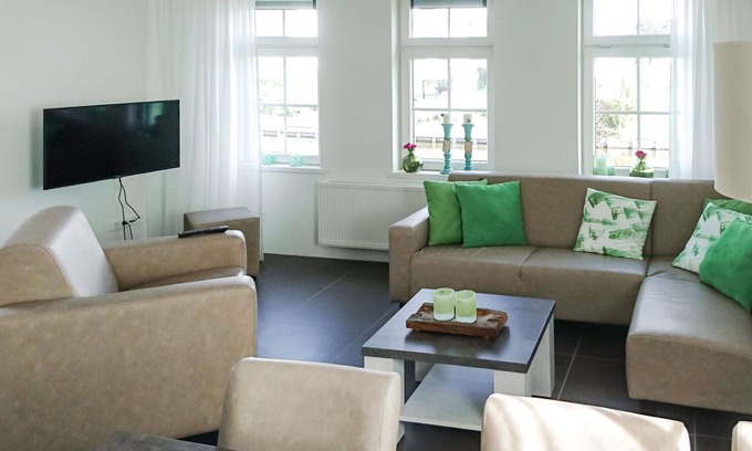 Graft House | Wonderful private villa for 6 people with WIFI, TV, terrace and parking