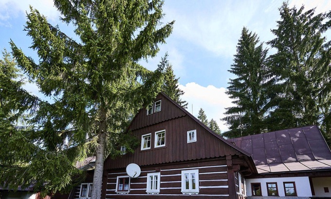 Harrachov House | Wonderful private villa for 28 people with TV and terrace