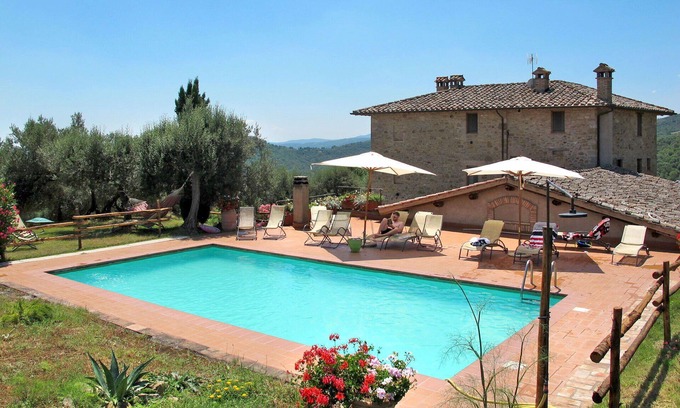 Teverina di Cortona Villa | Wonderful private villa with private pool, WIFI, TV, patio, pets allowed, panoramic view and par.