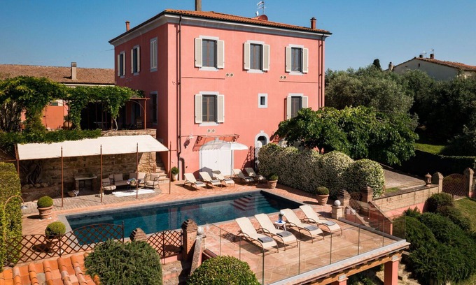 Peccioli Villa | Wonderful Villa for 11 People with private pool