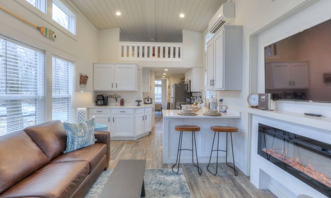 Tracy City Cabin | Woodland Bliss at The Retreat at Water's Edge
