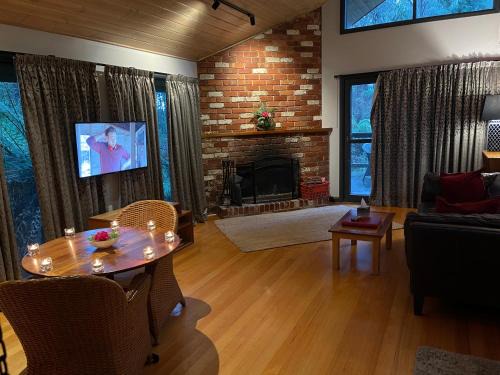 Narbethong Villa | Woodlands rainforest retreat