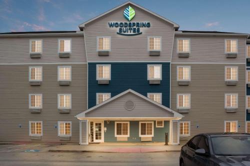 Conroe Hotel | WoodSpring Suites Conroe