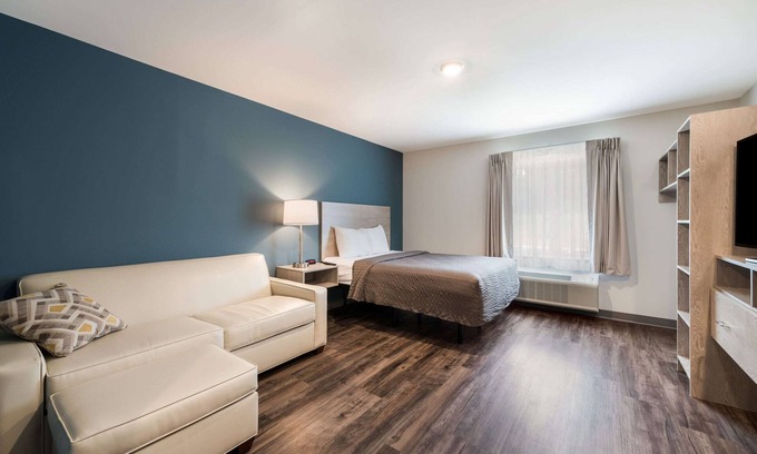 Greensboro Hotel | WoodSpring Suites Greensboro - High Point North
